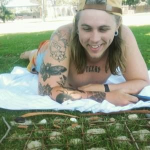 Meet your Posher, Cameron